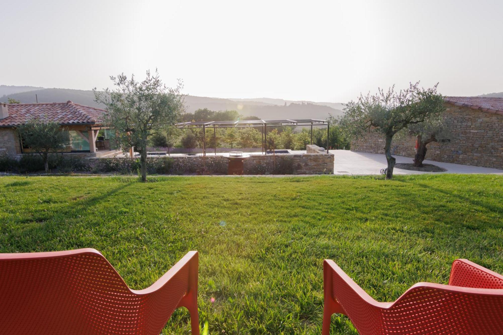 Crupies Domaine De Chabanne Bed & Breakfast エクステリア 写真